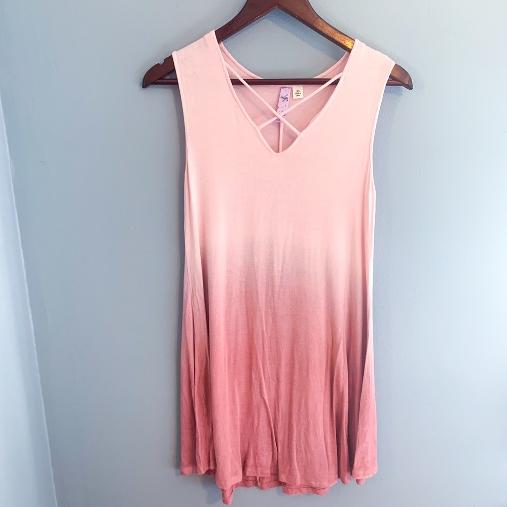 Francesca’s Alya pink ombré front cross dress